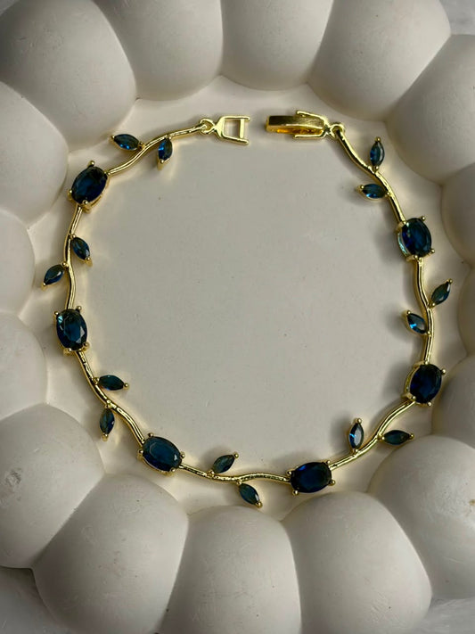 Tulip Bracelet ATBNJ68