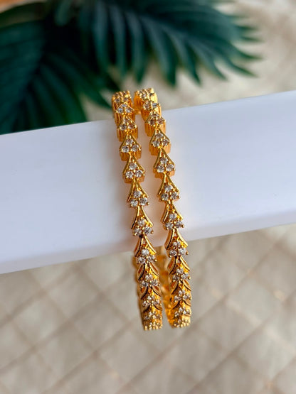 Daksha Metal Bangle MBNB14