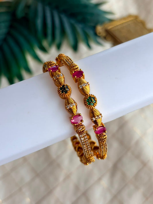 Swarna Metal Bangle MBNB07