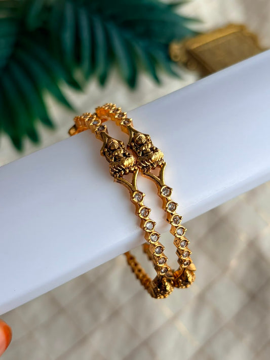 Lakshmi Metal Bangle MBNB109