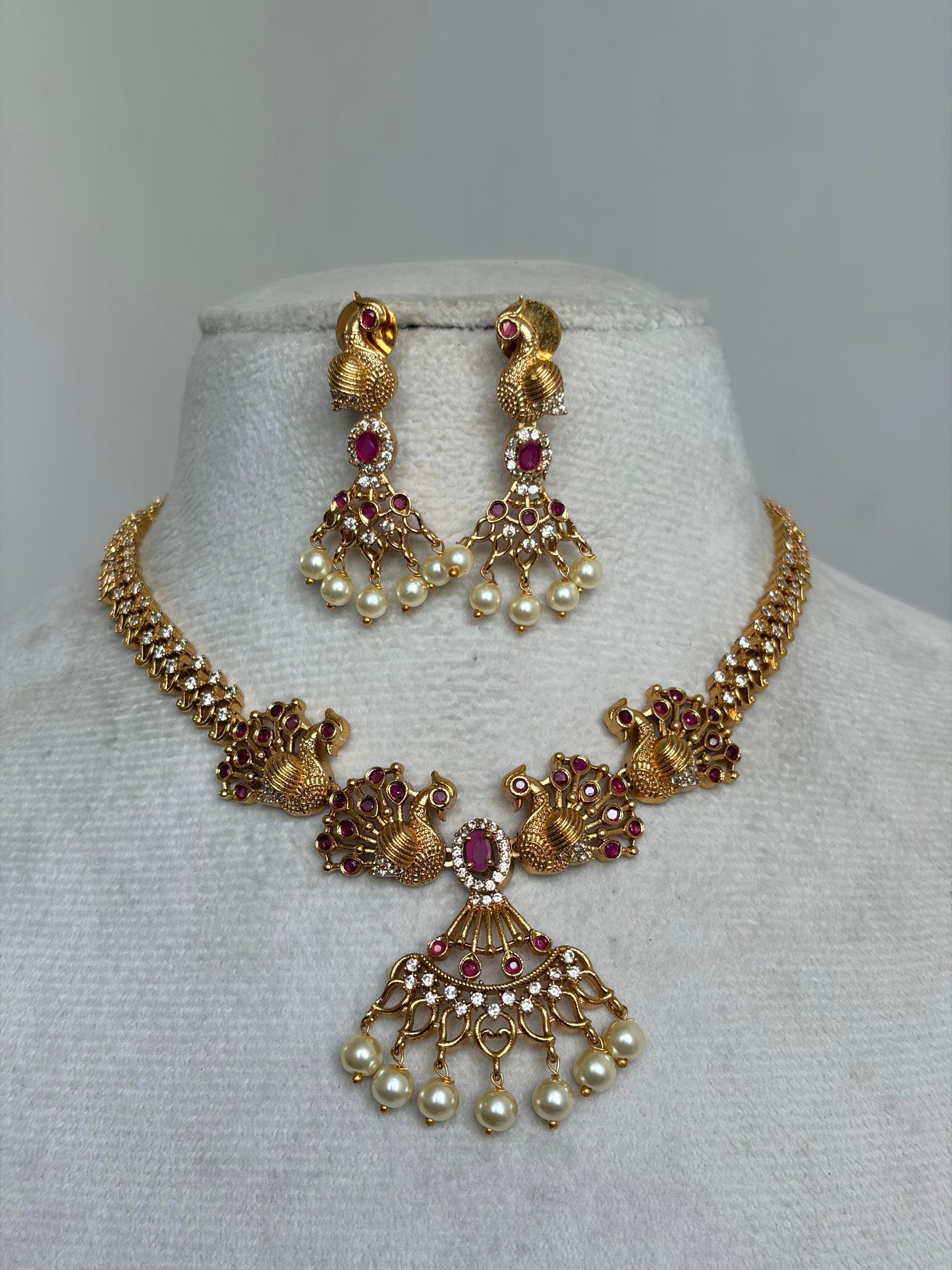 Antique Peacock Necklace NNB181