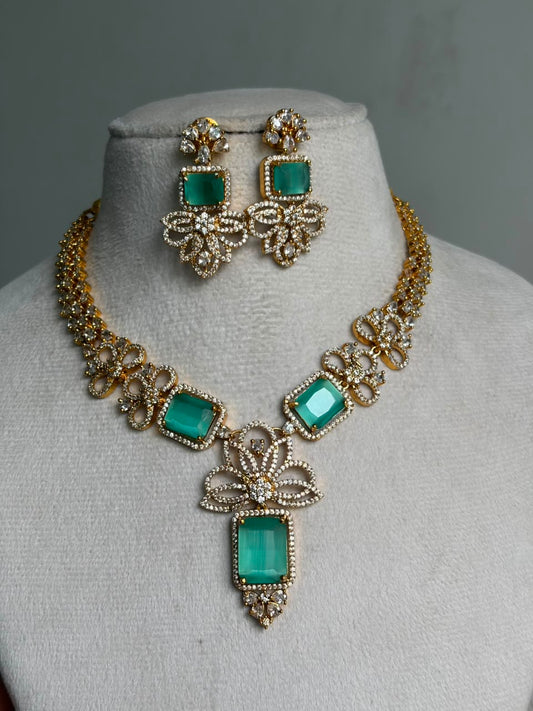 Emerald green stone NNB325