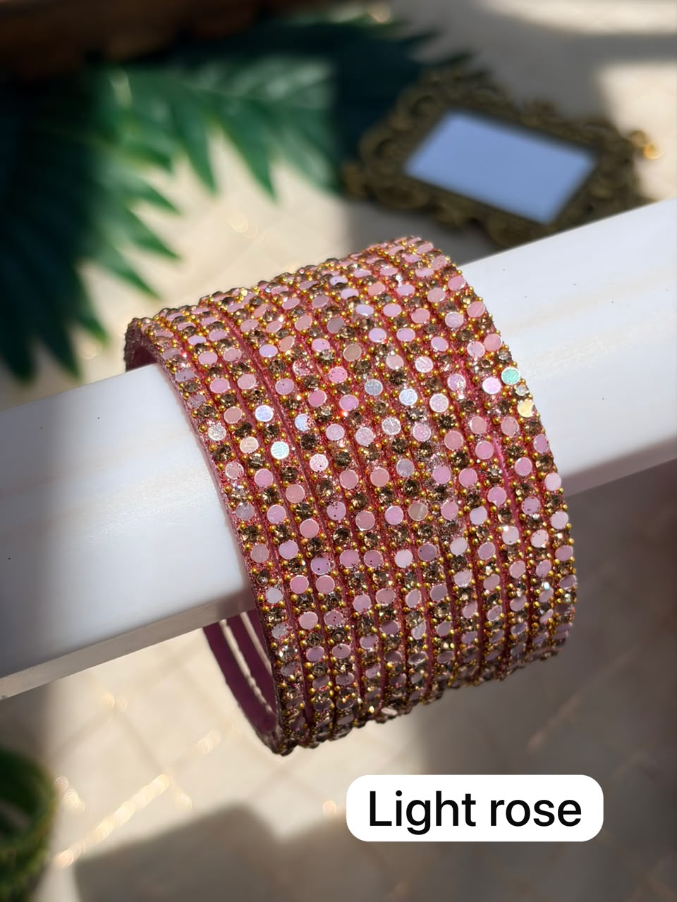 Minmini Glass Bangles