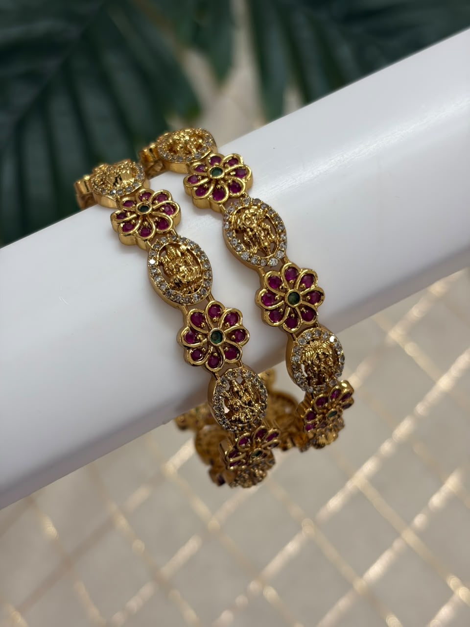 Lakshmi with Red Flower Metal Bangle MBNB147