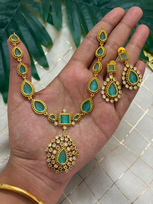Emerald Green Necklace NNB335