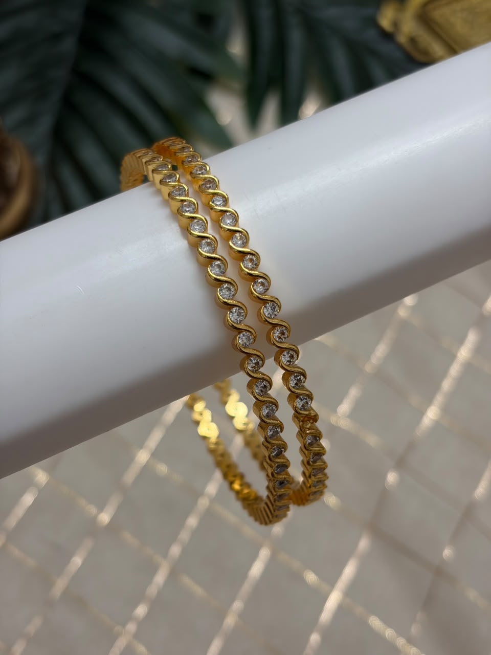 Curve Diamond Metal Bangle MBNB148