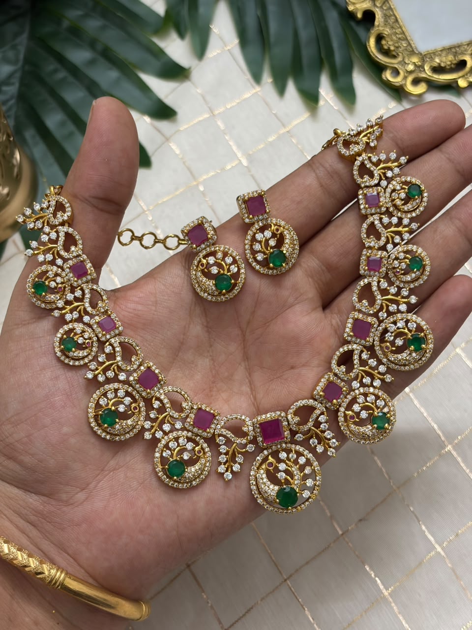 Mara Glow Necklace NNB177