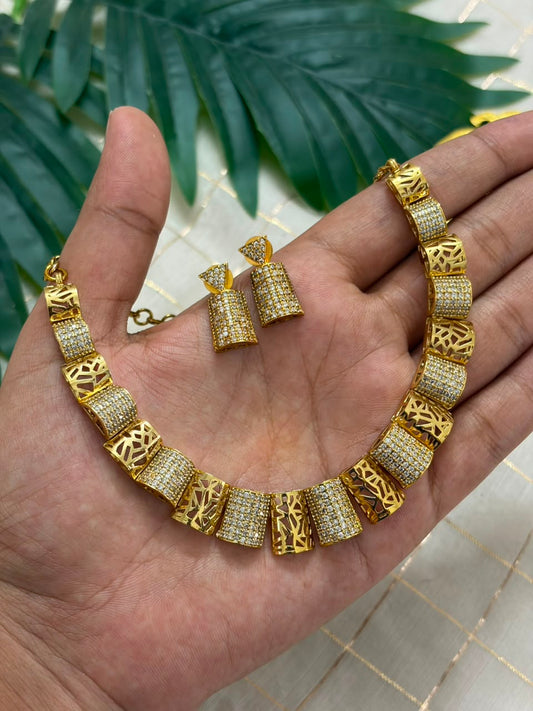 Block Pattern Necklace NNB342