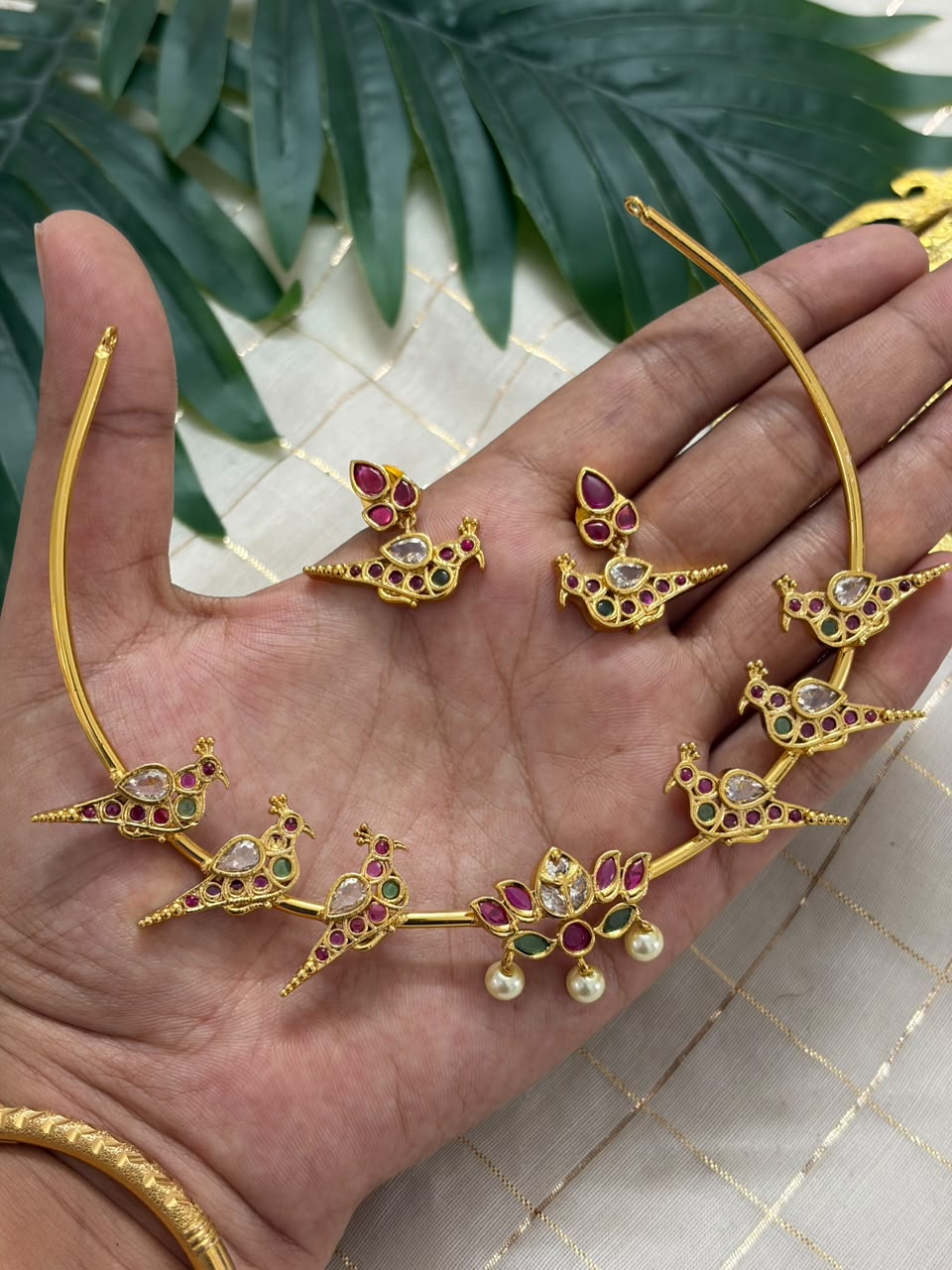 Lotus with Bird Necklace NNB349