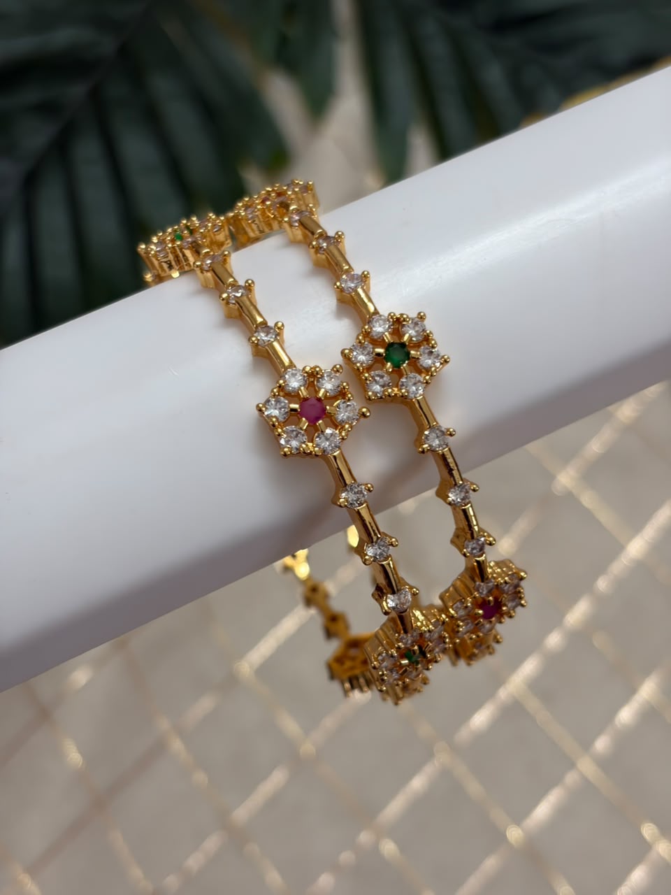 Flower Stone Metal Bangle MBNB161