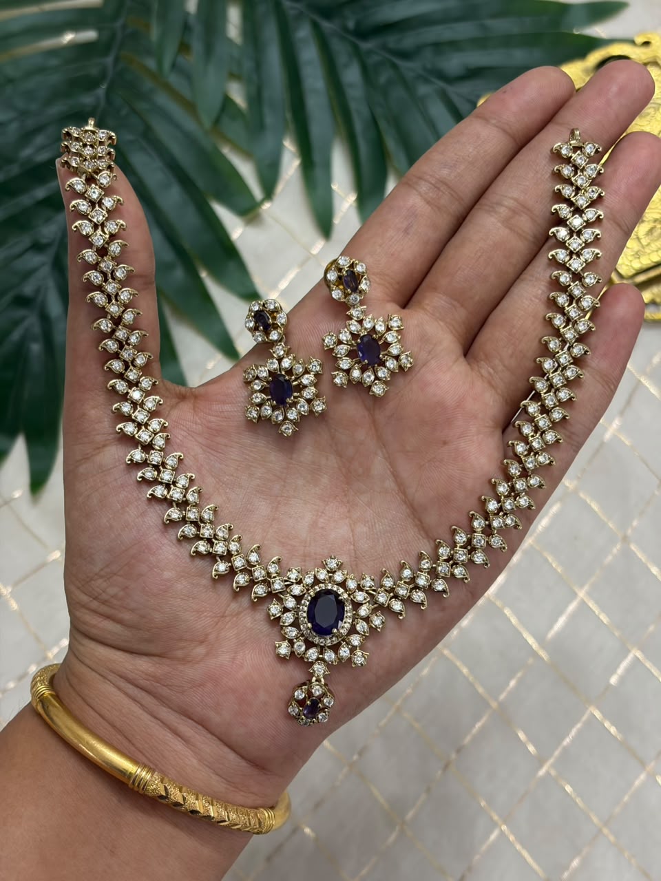 Cubic Violet Stone Necklace NNB131