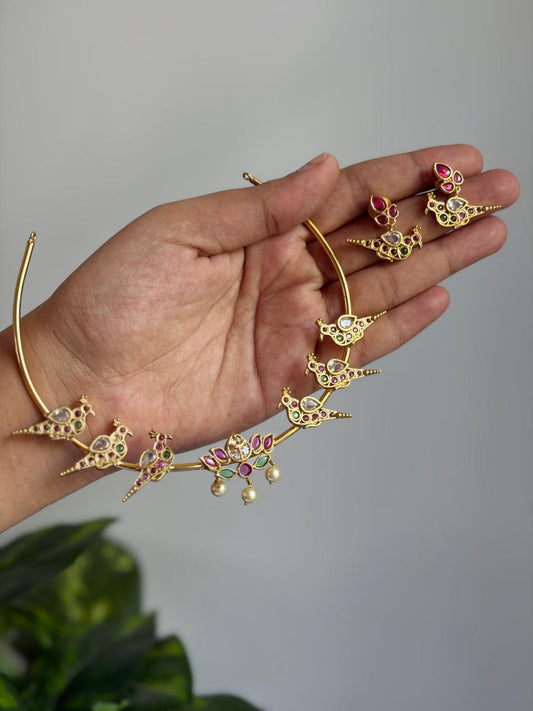 Lotus with Bird Necklace NNB349