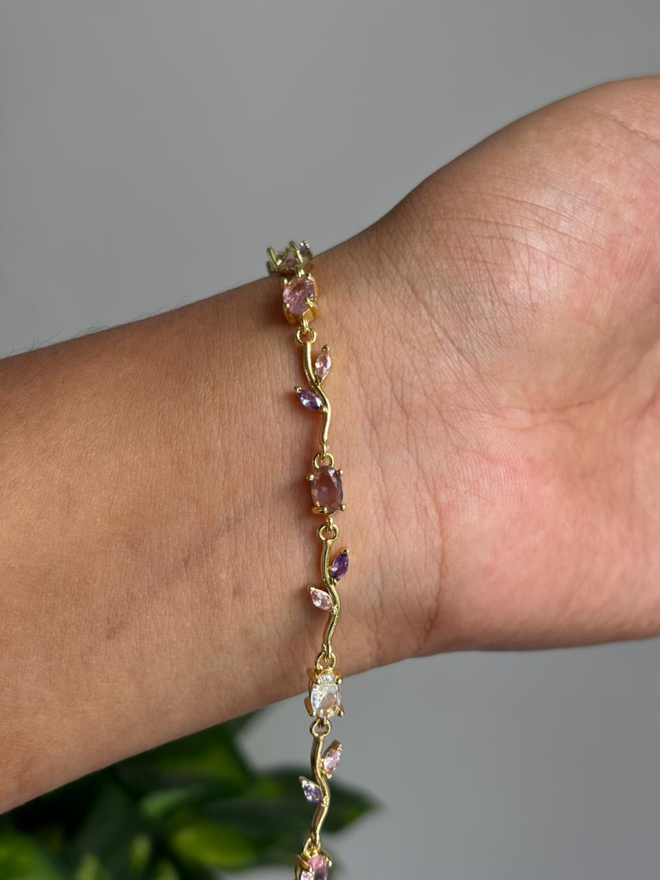 Tulip Bracelet ATBNJ71