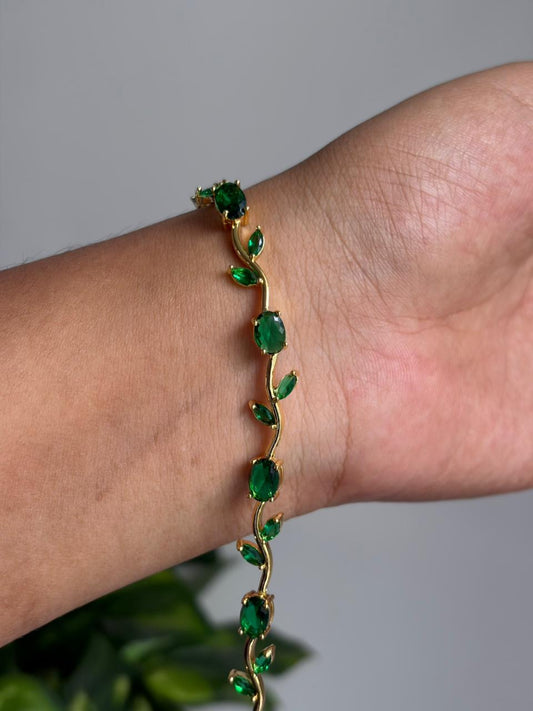 Tulip Bracelet ATBNJ72