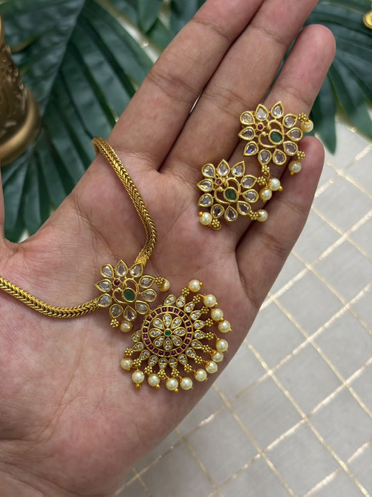 Sun Shin Necklace  NNB183