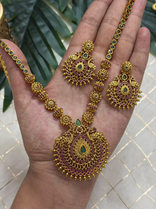 Antique Green Necklace NNB378