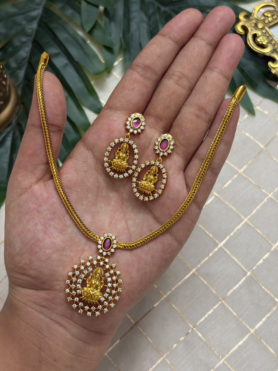 Lakshmi Attigai Necklace NNB371
