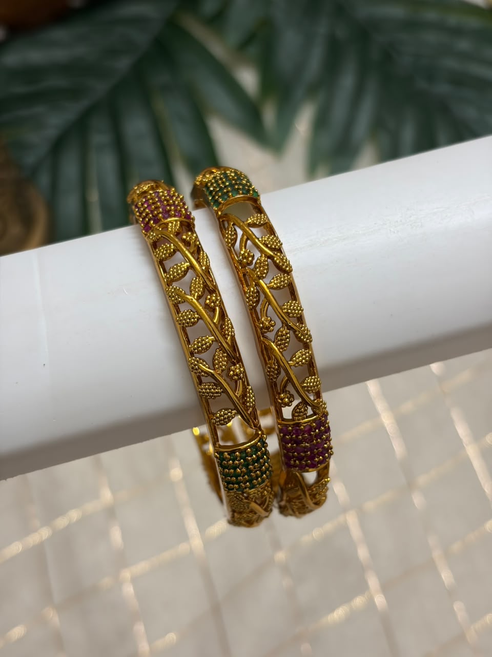 Swarna Valli Metal Bangle MBNB188
