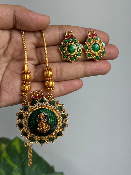 Ananya Necklace NNB91