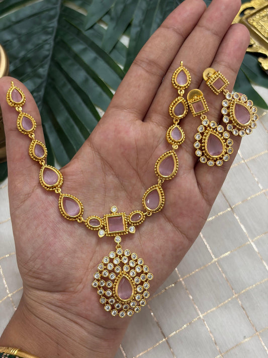Emerald Light Pink Necklace NNB337