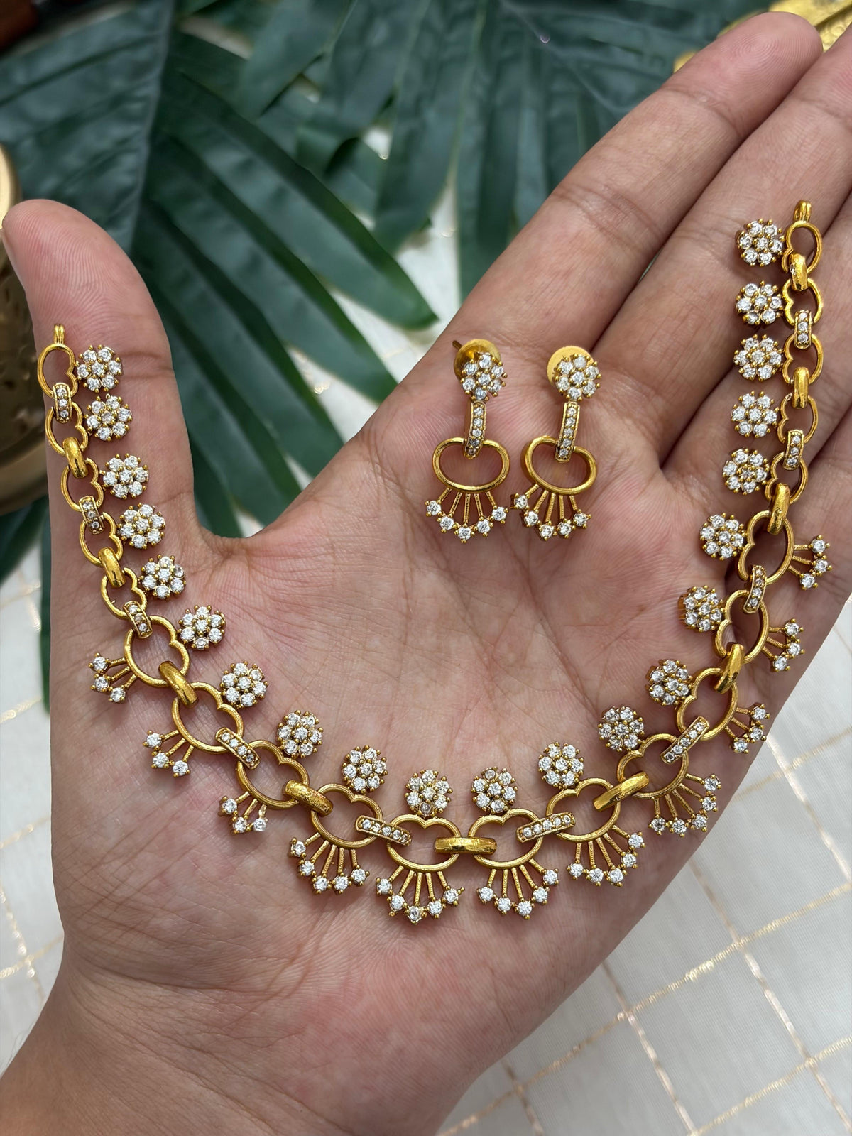 Adhira Necklace NNB399