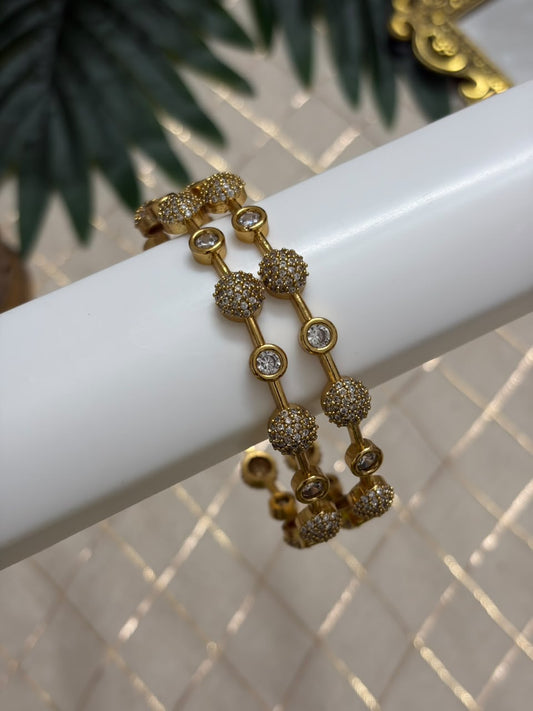 Sphere Dot Metal Bangles MBNB203