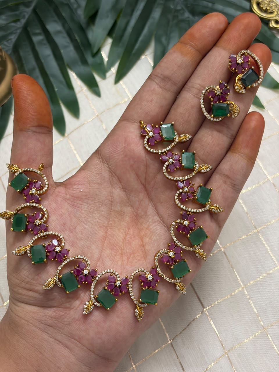 Flora Necklace NNB435