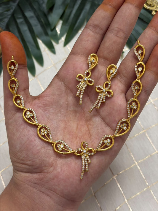 Bow Necklace NNB438