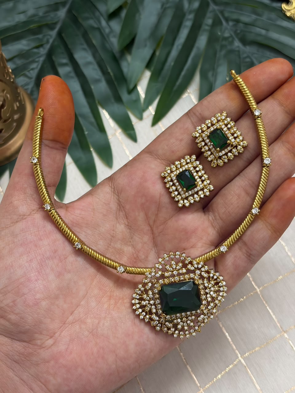 Green Stone Necklace NNB451