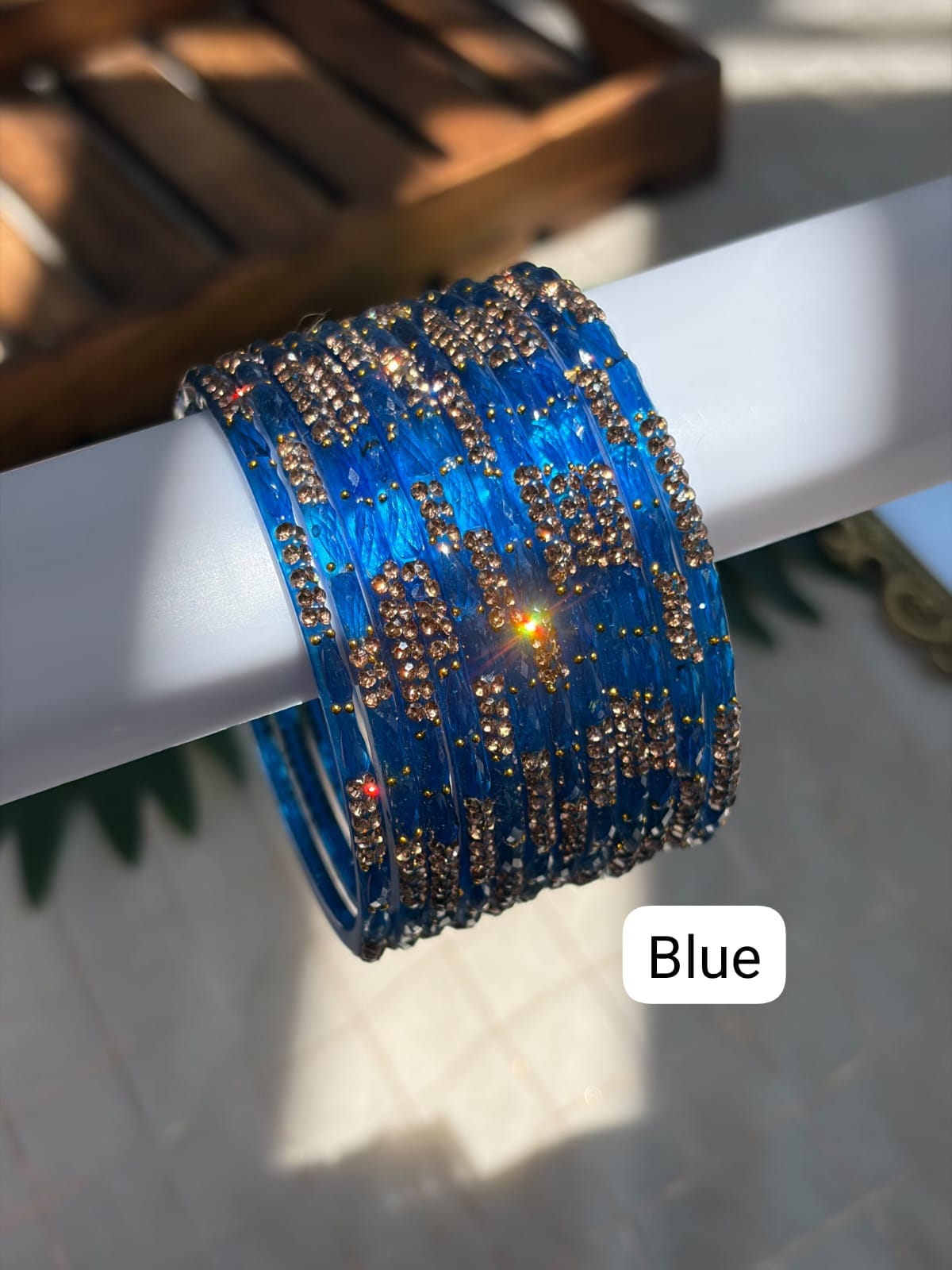 Yazhi Glass Bangles