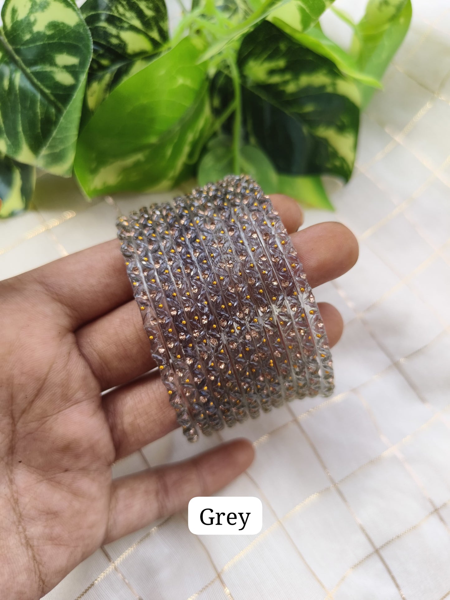 Anvi (6 bangles)
