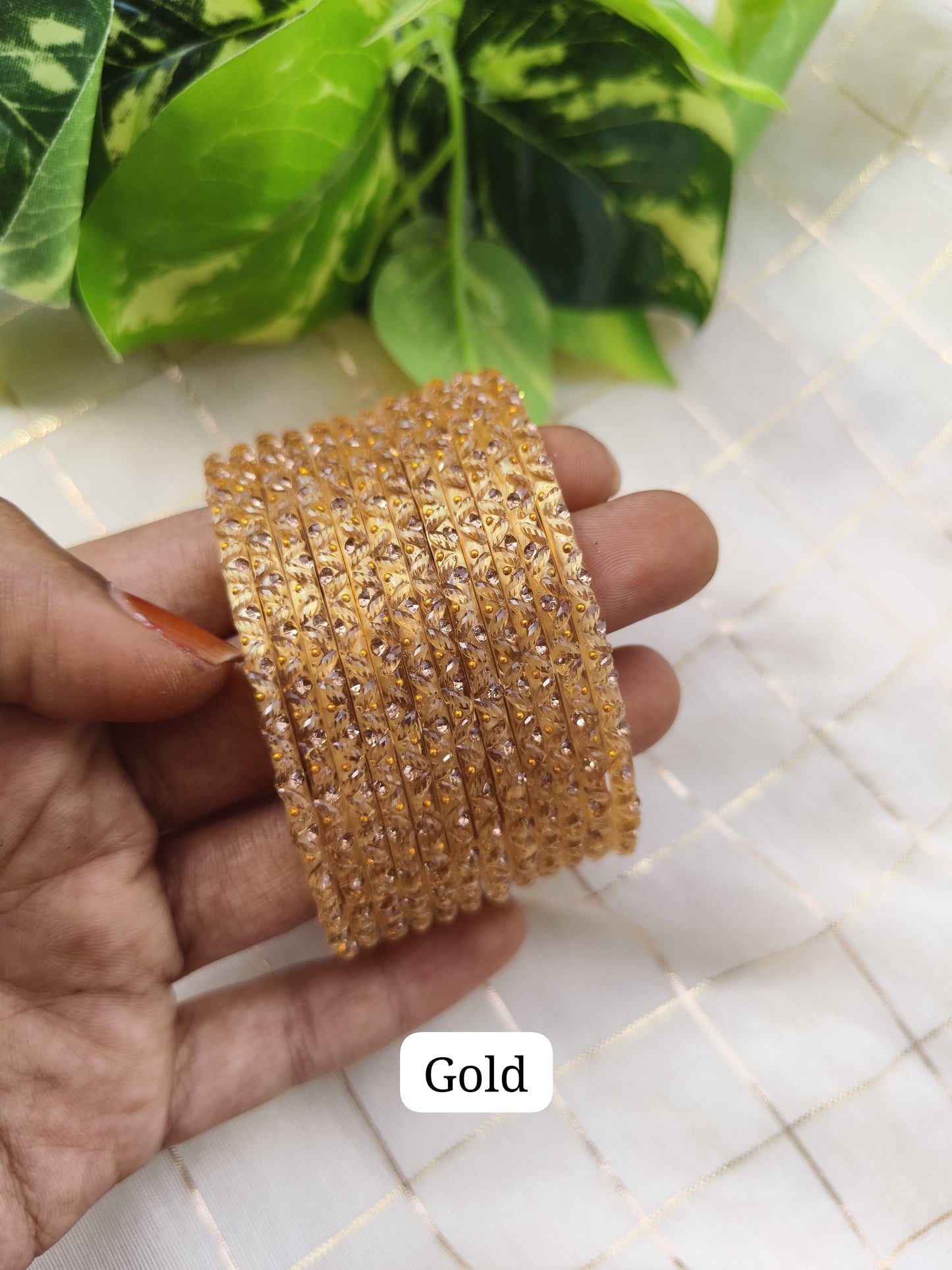 Anvi (6 bangles)