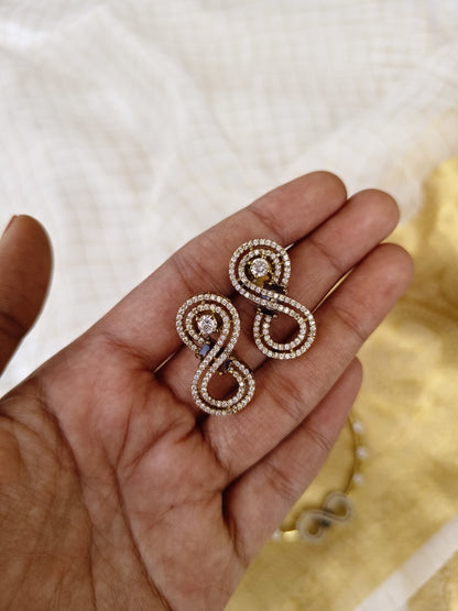 Infinity Bloom Necklace NNB94