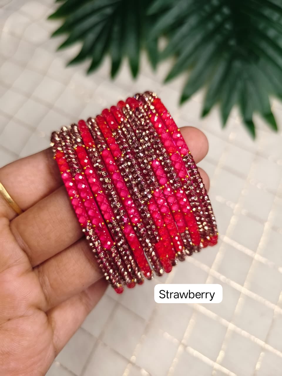 Kaarkuzhali Glass Bangles