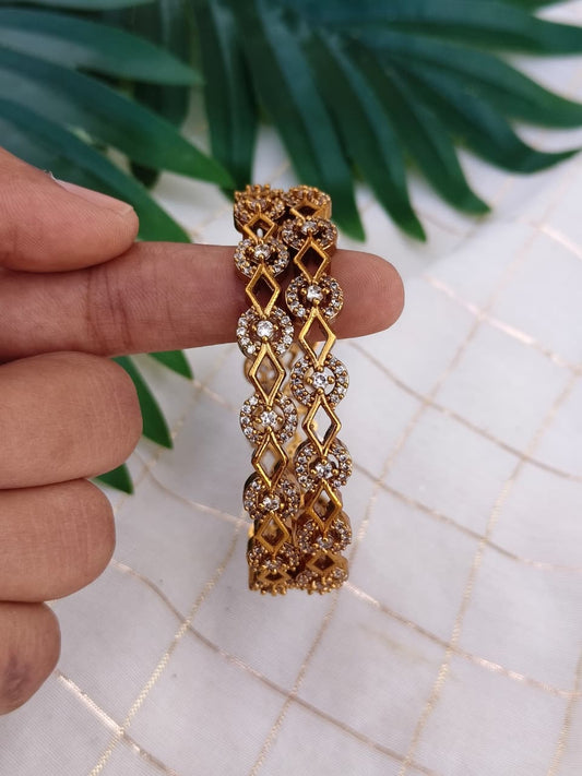 Aadhira Metal Bangles MBNB28