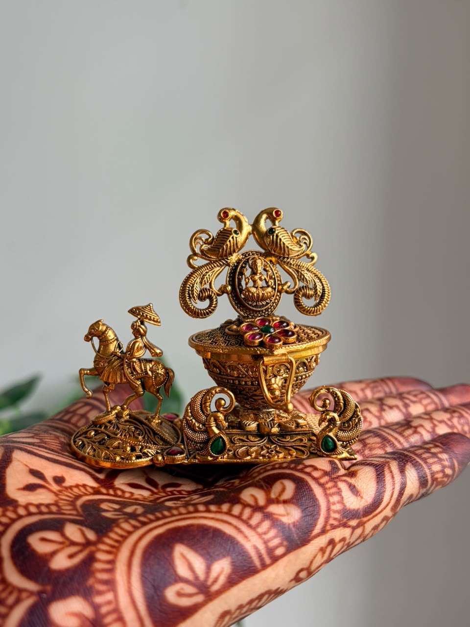 Swaramlakshmi Kumkum Box KB04