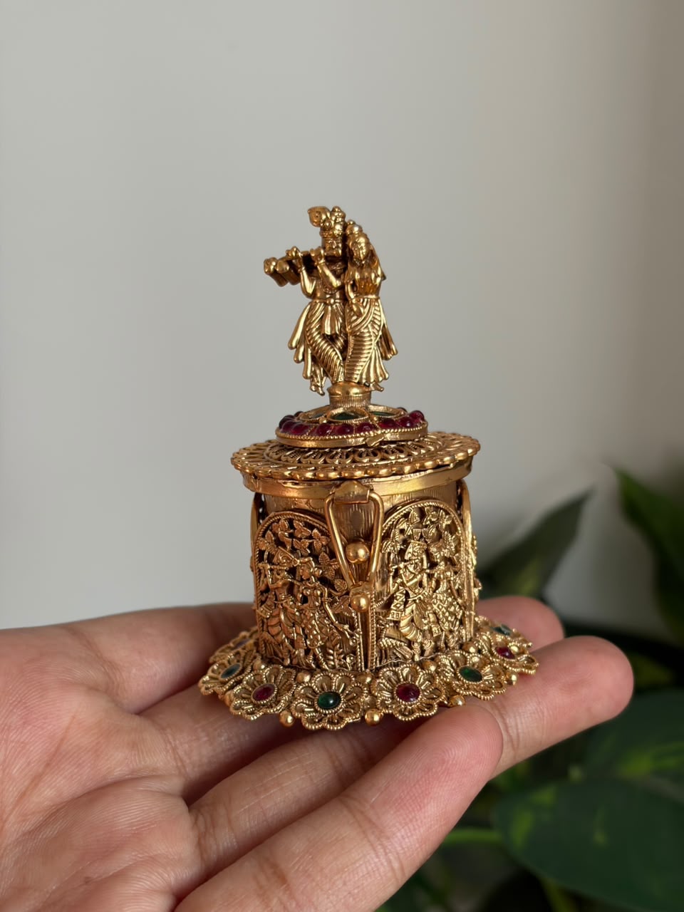 Radha Krishna Kumkum Box KB03