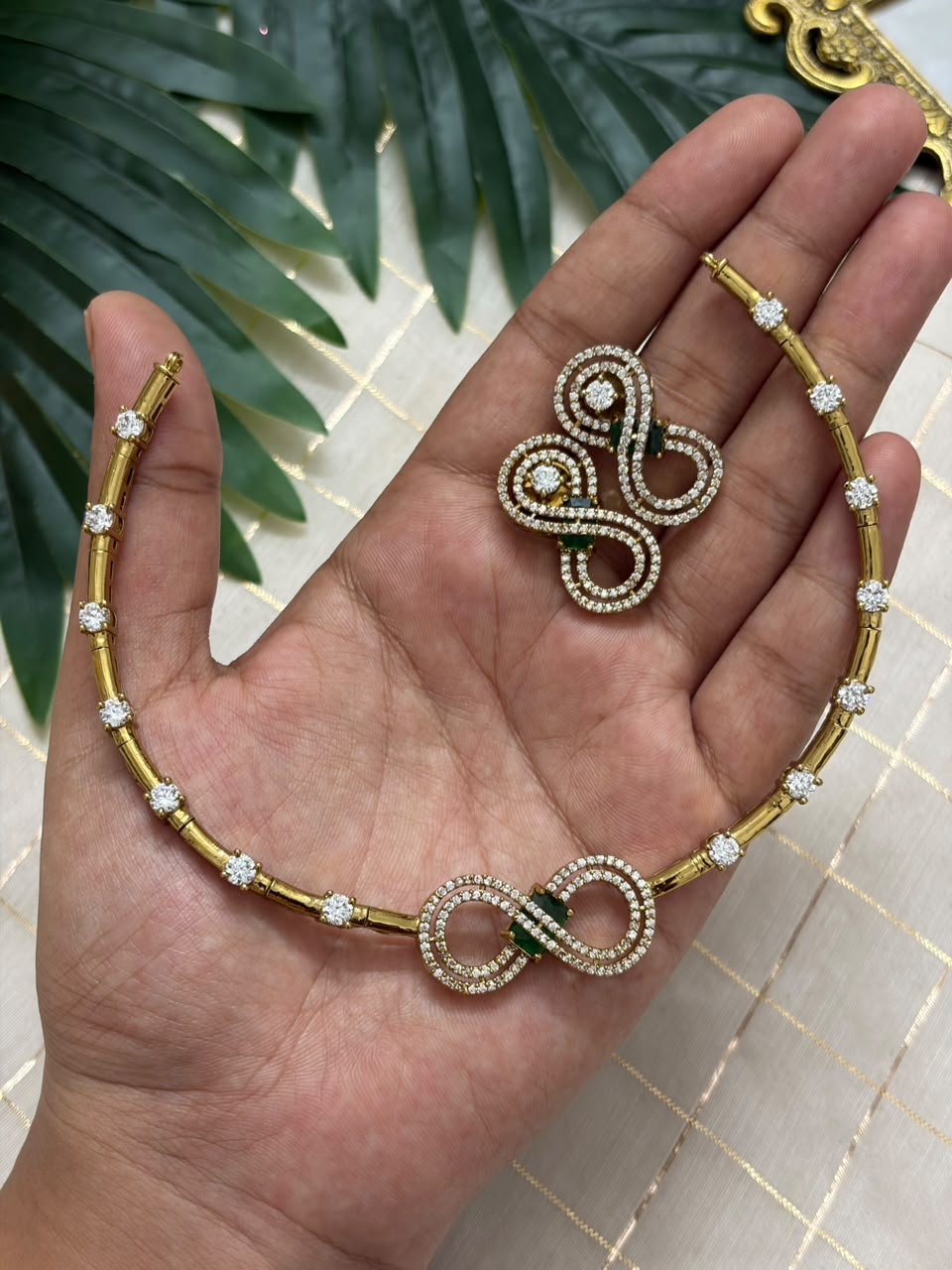 Infinity Bloom Necklace NNB59