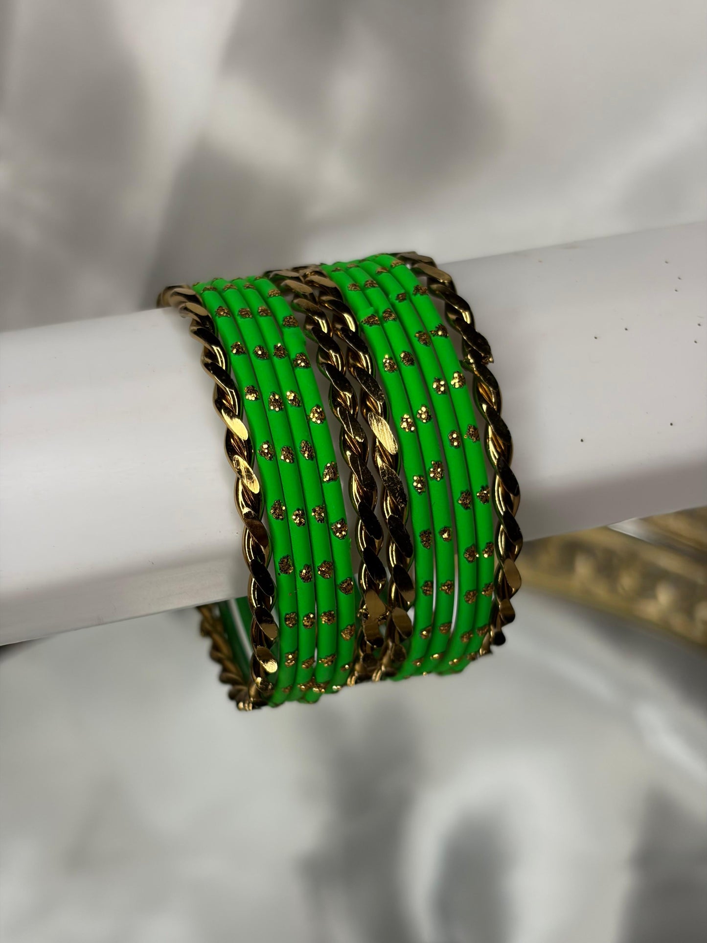 Twisted with Plain Colour Kids Metal Bangles
