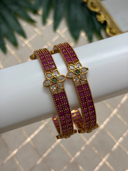 Kundan Metal Bangles MBNB43