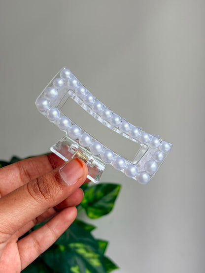 Pearl Clutch