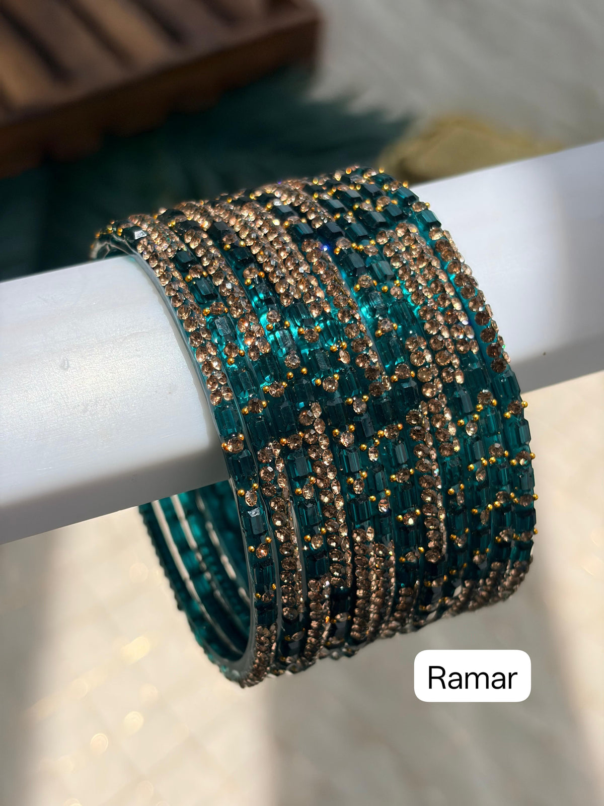 Anvi Glass Bangles